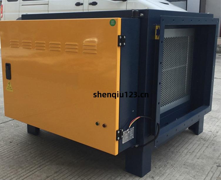 油(you)煙(yan)凈(jing)化器